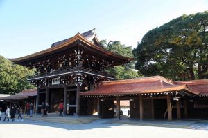 Ngôi đền được xây vào năm 1920 tọa lạc tại công viên Yoyogi, trung tâm phía Tây Tokyo
