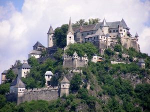 Lâu đài Hochosterwitz đẹp như trong truyện cổ tích