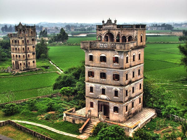 Tháp canh Khai Bình ở Quảng Đông có phong cách kiến trúc khá độc đáo, kết hợp giữa sự thanh lịch phương Tây và nét truyền thống cổ xưa Trung Quốc. 