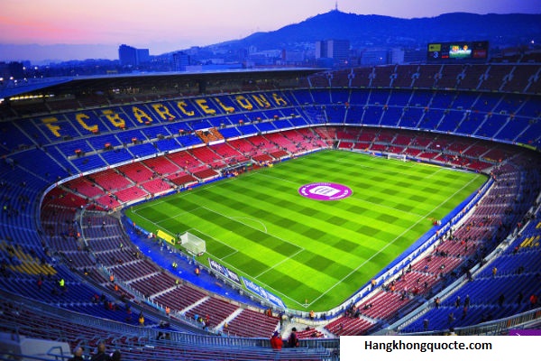  Sân vận động Camp Nou là điểm đến yêu thích cho những ai yên bóng đá