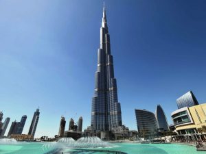 Burj Khalifa tòa nhà biểu tượng của Dubai