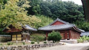 Chùa Yugasa nằm ở thung lũng núi Biseulsan và là nơi yên bình nhất trong thành phố Daegu
