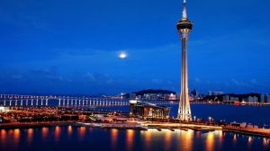 Tháp Macau là địa điểm quan trọng của thành phố Macau và là một trong những điểm nhảy bungee nổi tiếng nhất thế giới.